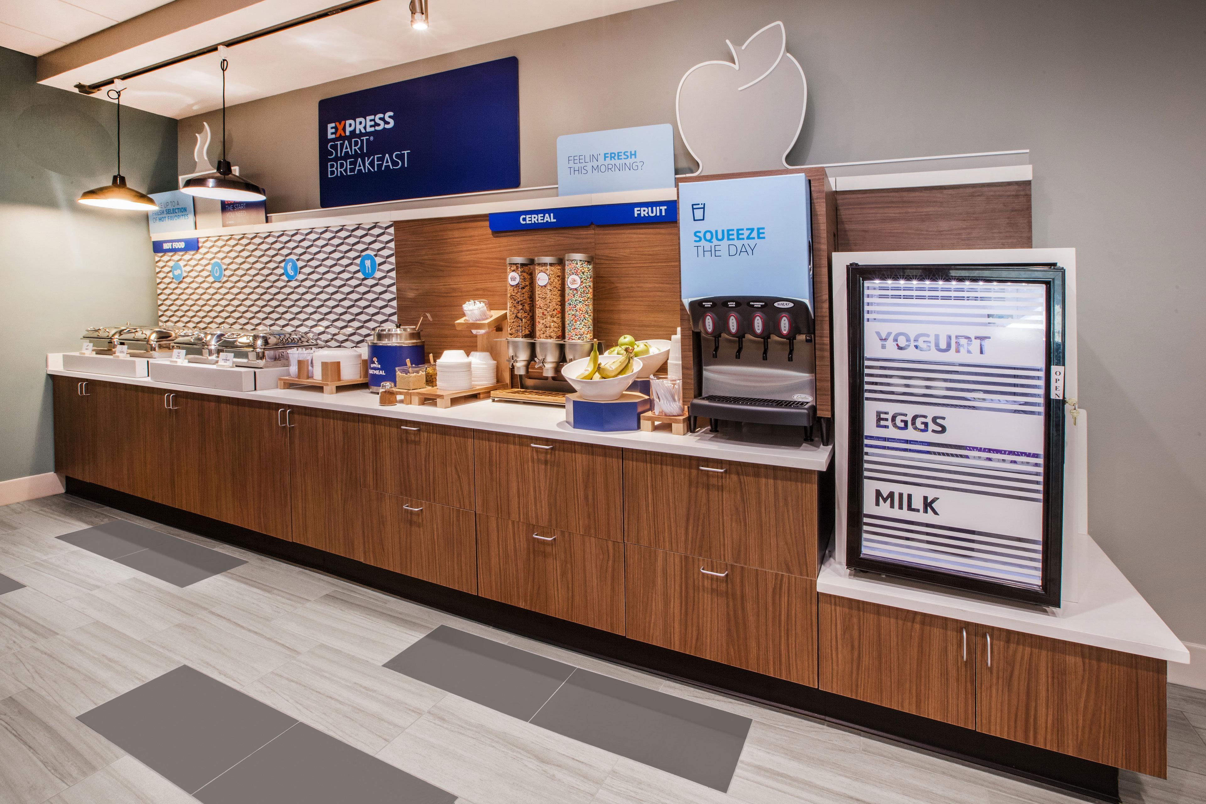 Hotel Express & Charlotte-concord-i-85 By Ihg Concord