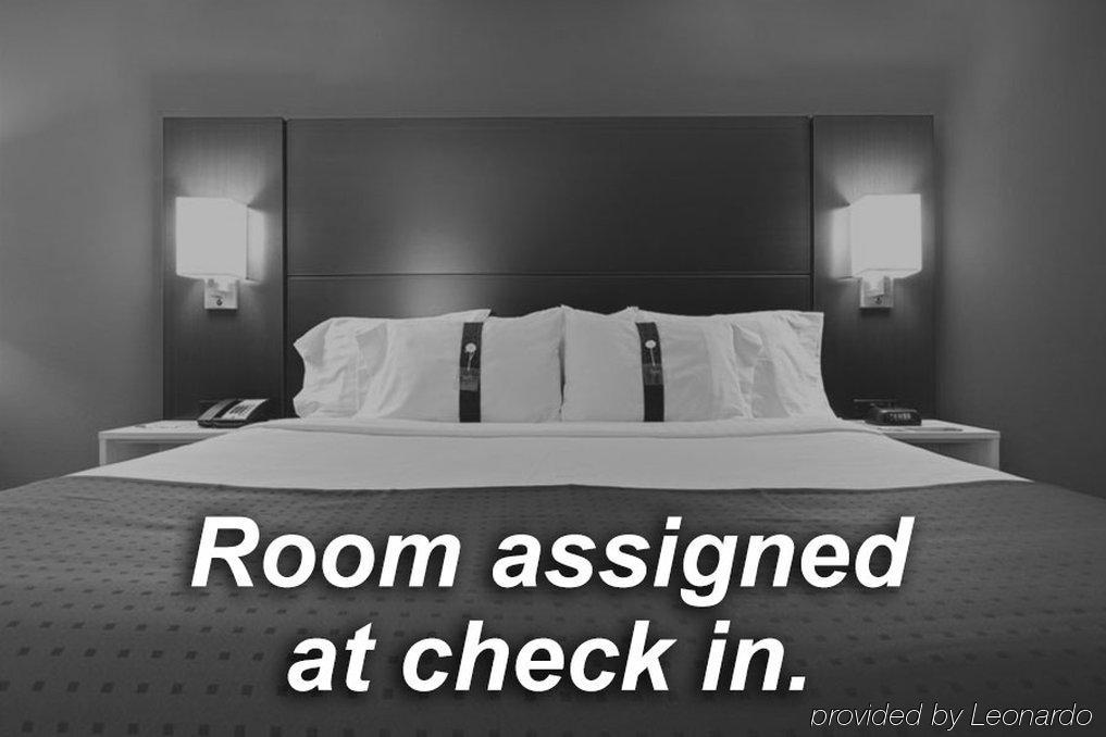 Express & Charlotte-concord-i-85 By Ihg Hotel Concord