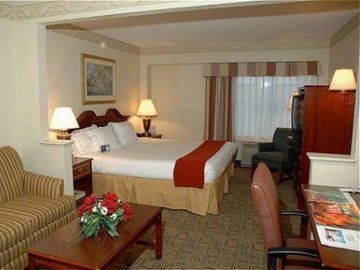 Hotel Express & Charlotte-concord-i-85 By Ihg 2*