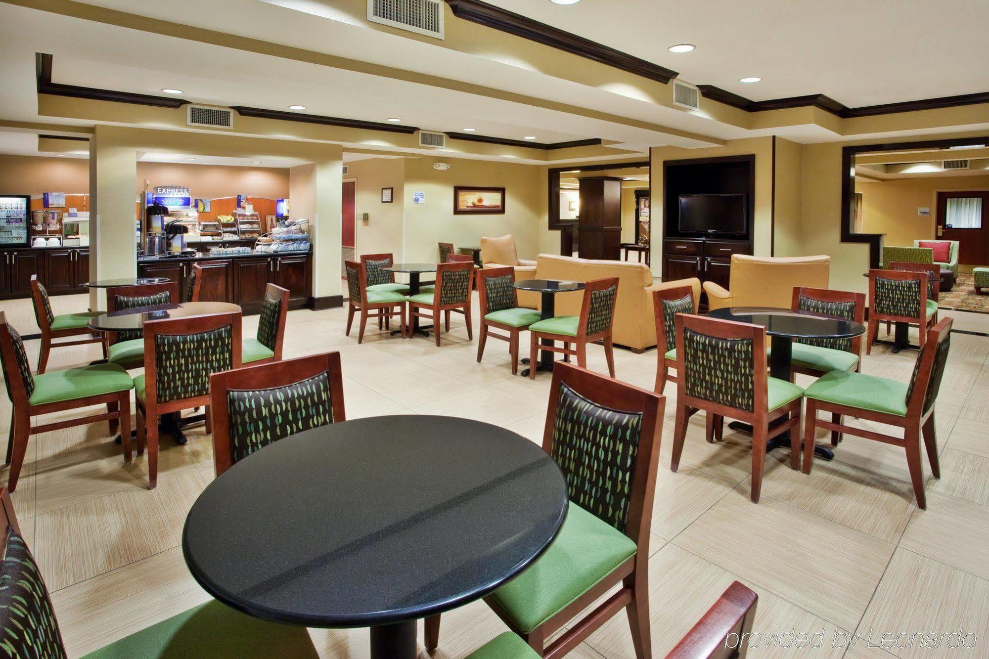Hotel Express & Charlotte-concord-i-85 By Ihg Concord