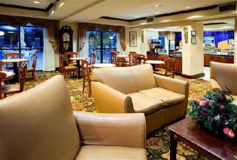 Express & Charlotte-concord-i-85 By Ihg 2* Concord