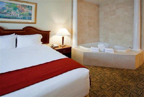Express & Charlotte-concord-i-85 By Ihg Hotel Concord