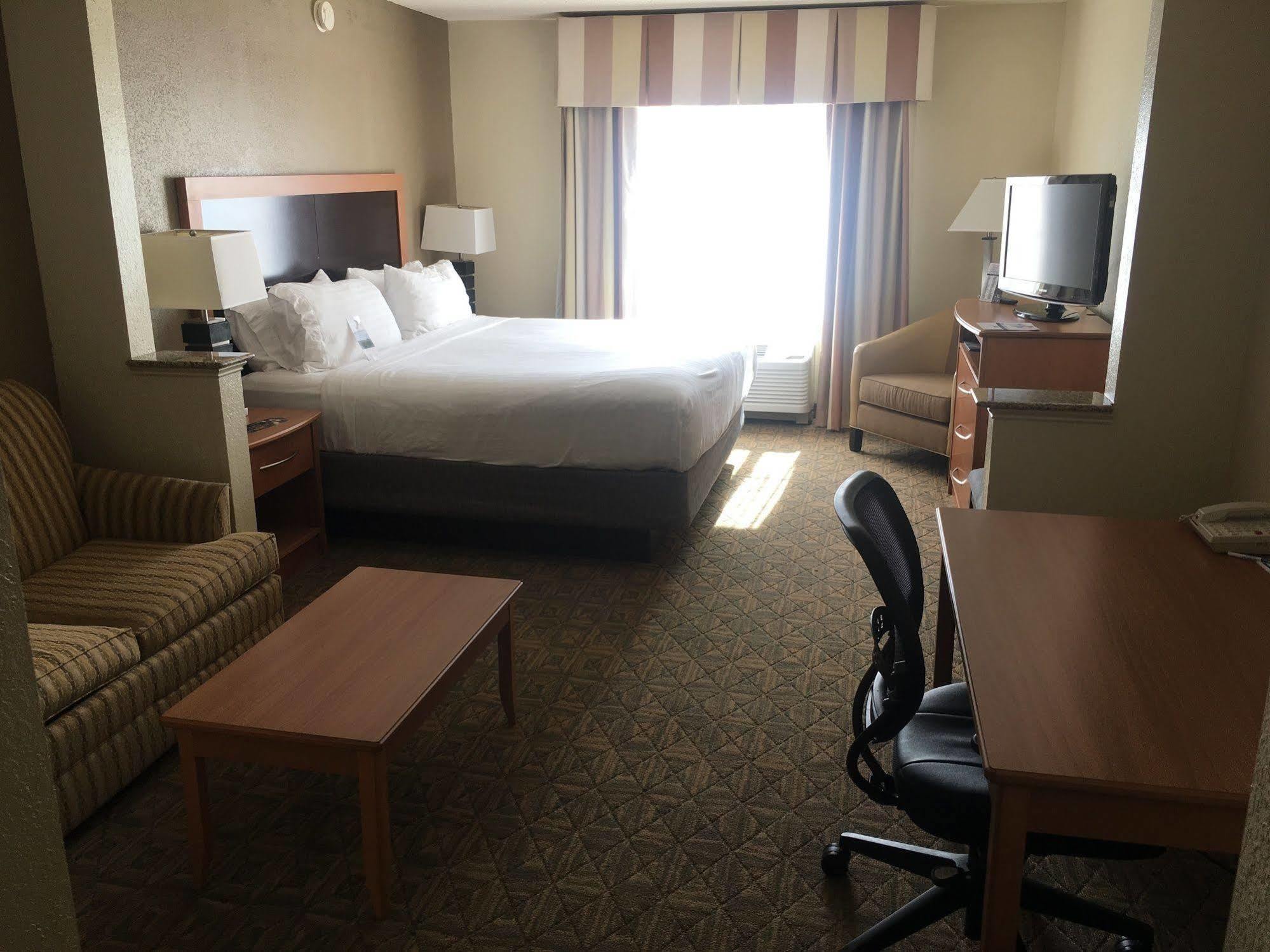 Hotel Holiday Express & Charlotte-concord-i-85 By Ihg Concord