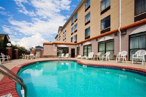 Holiday Express & Charlotte-concord-i-85 By Ihg Hotel 2*